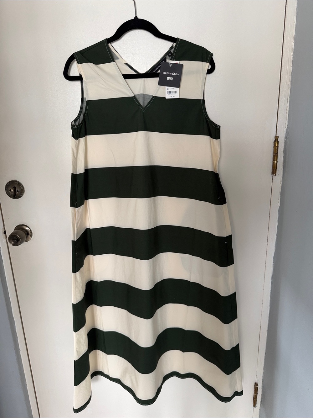 NWT UNIQLO x Marimekko Striped V-Neck Sleeveless Flared Midi Dress - Medium